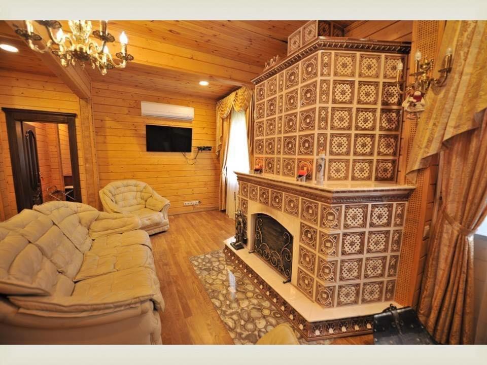 Комплекс Відпочинку Goldfіsh Сlub Guest House Babintsy Luaran gambar